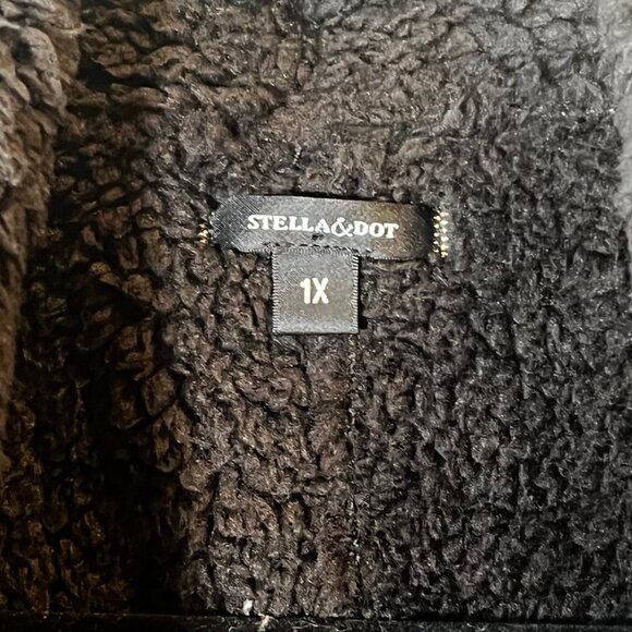 Stella & dot  Black Sherpa Faux Suede Chalet Vest  NWT Womens  Size 1X - Picture 6 of 12
